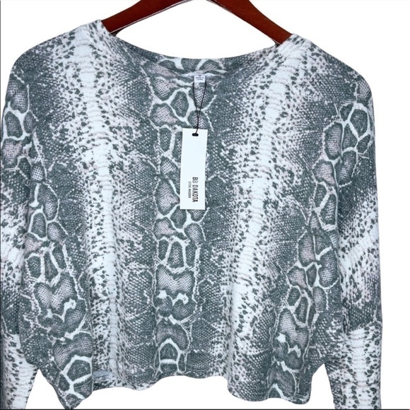 STEVE MADDEN X BB DAKOTA NWT Cropped Python Print Top Size Small - Picture 8 of 14